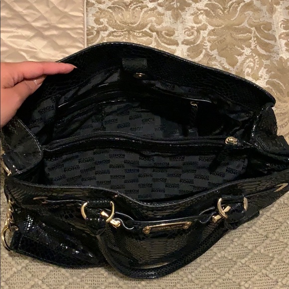 Michael Kors Hamilton Snakeskin Bag - Picture 4 of 6